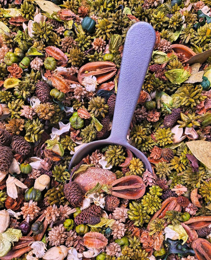 Spiced Bartlett Pear Handcrafted Country Potpourri - Detail