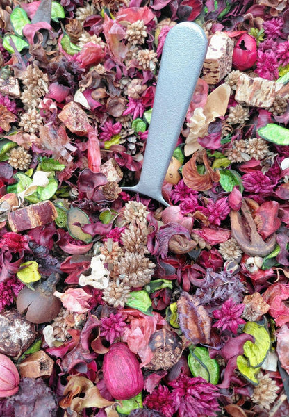 Timeless Rose Handcrafted Potpourri - Packaging